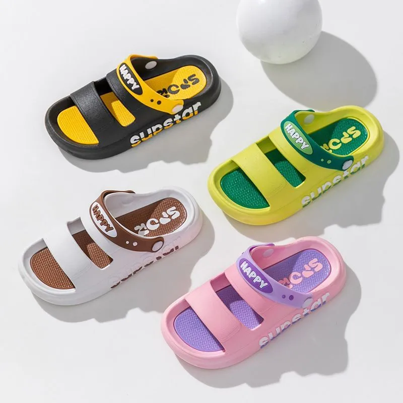 New Summer Boy Cartoon Children's Beach Shoes Girls Soft Soled Medium Children's Fashion Boys Sandals